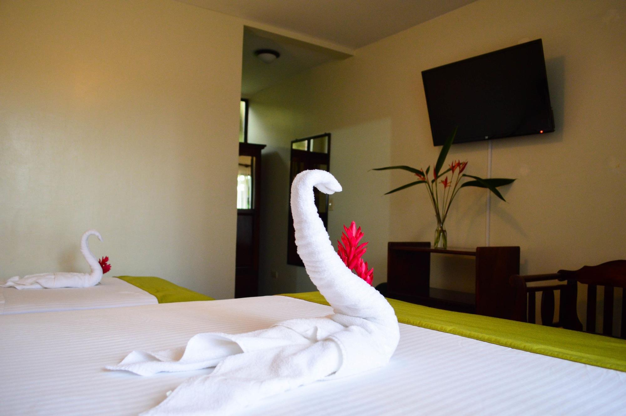 Brillasol Airport Hotel Las Ciruelas  Bagian luar foto