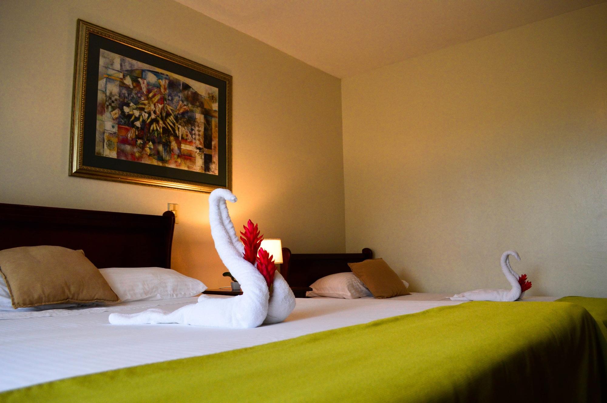 Brillasol Airport Hotel Las Ciruelas  Bagian luar foto