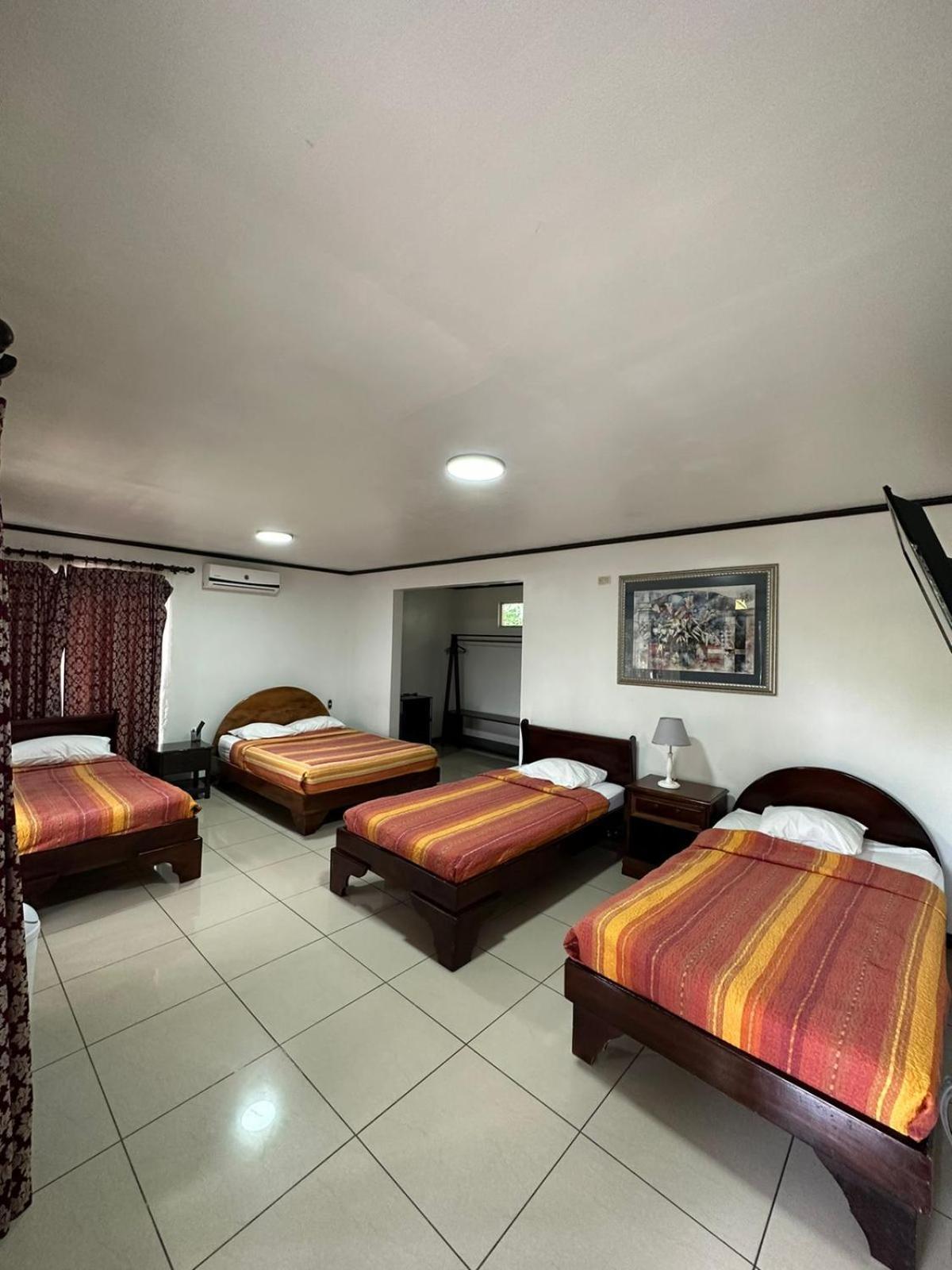 Brillasol Airport Hotel Las Ciruelas  Bagian luar foto